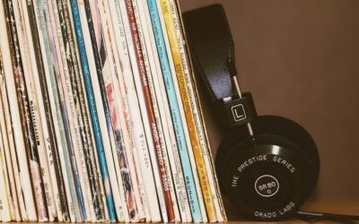 Tu playlist imperdible: Tres hits que definen una era